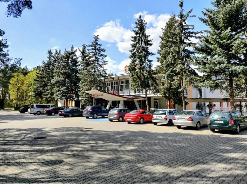 Otoczenie, parking
